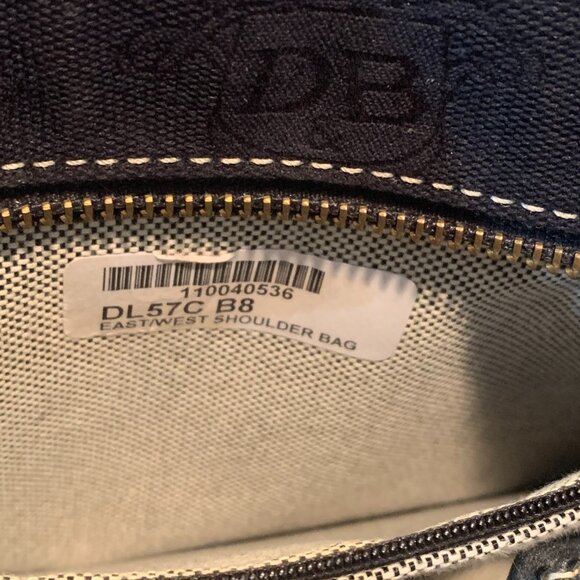 NWOT Dooney & Bourke Signature East/West Shoulder Bag Satchel - Picture 8 of 16